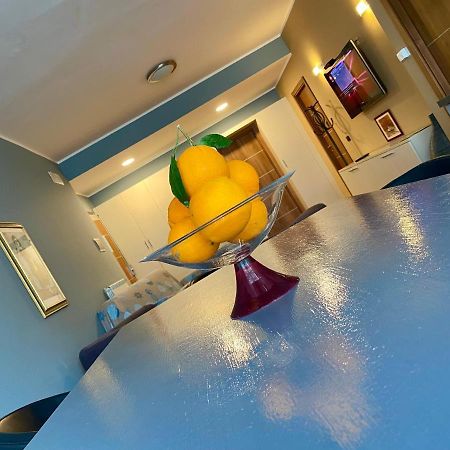 Casa Vacanze Eden Ачи Кастело Екстериор снимка