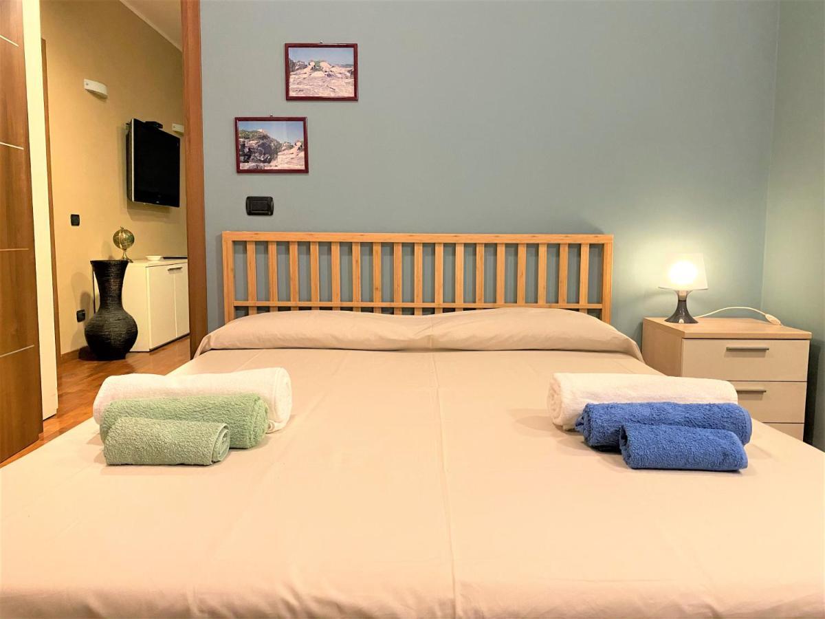 Casa Vacanze Eden Ачи Кастело Екстериор снимка